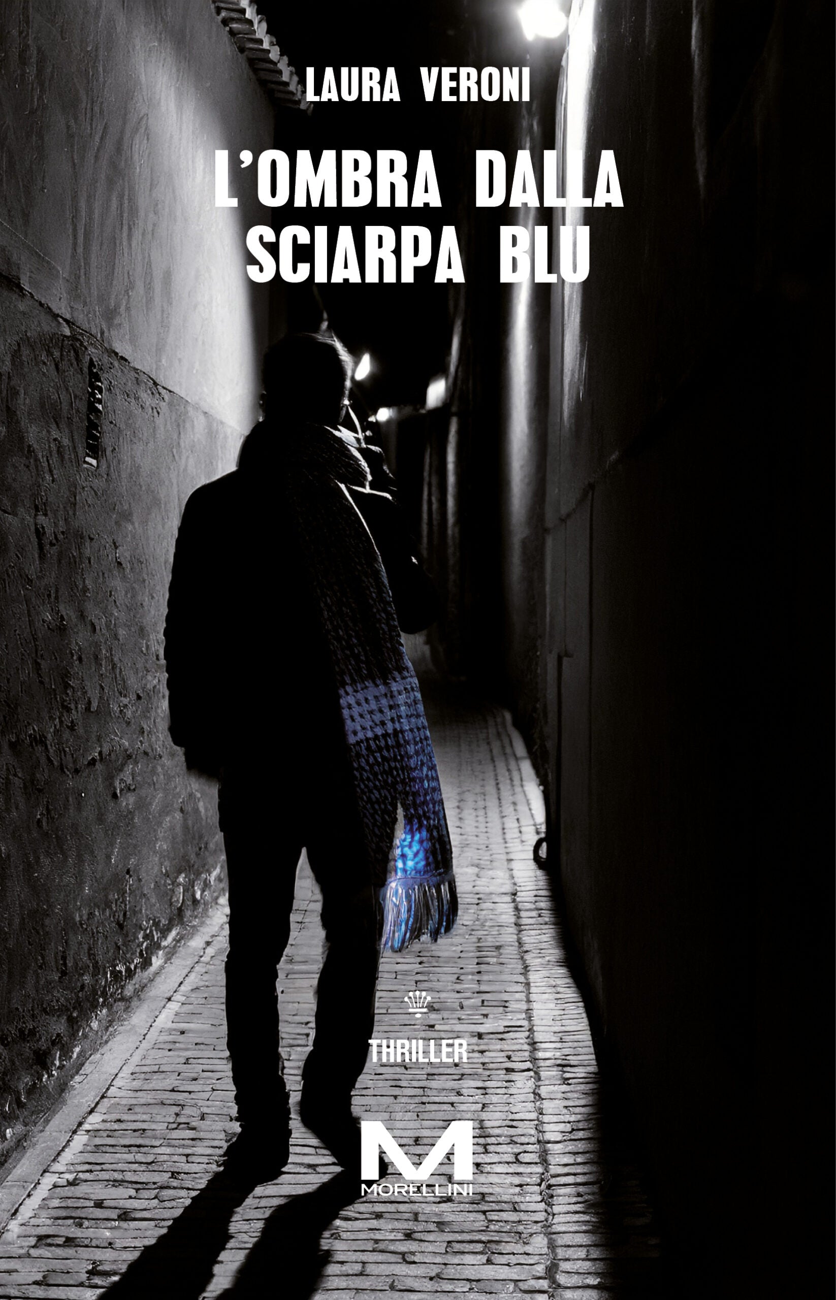 L'ombra dalla sciarpa blu di Laura Veroni